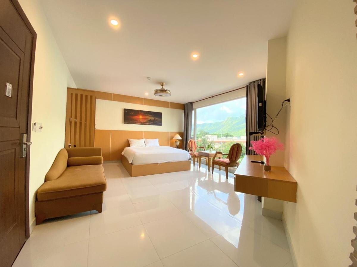Chi Khu Co Ong Conson Hotel מראה חיצוני תמונה