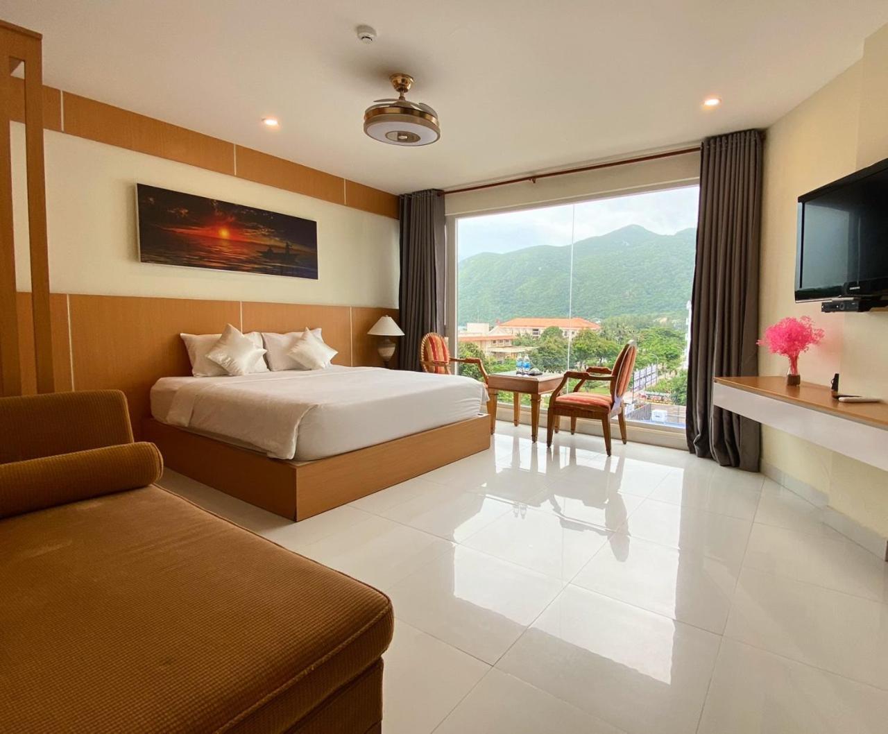 Chi Khu Co Ong Conson Hotel מראה חיצוני תמונה
