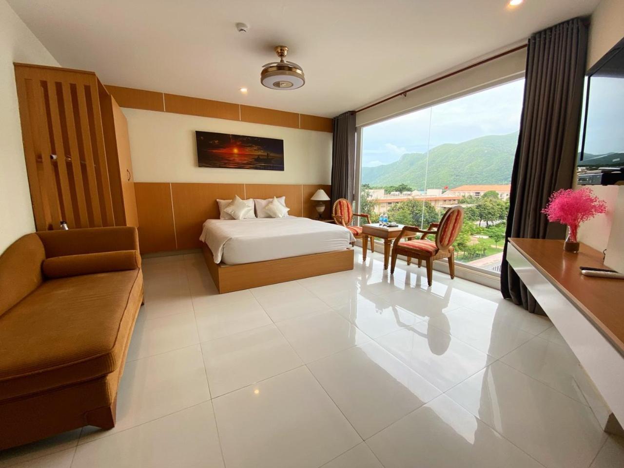 Chi Khu Co Ong Conson Hotel מראה חיצוני תמונה