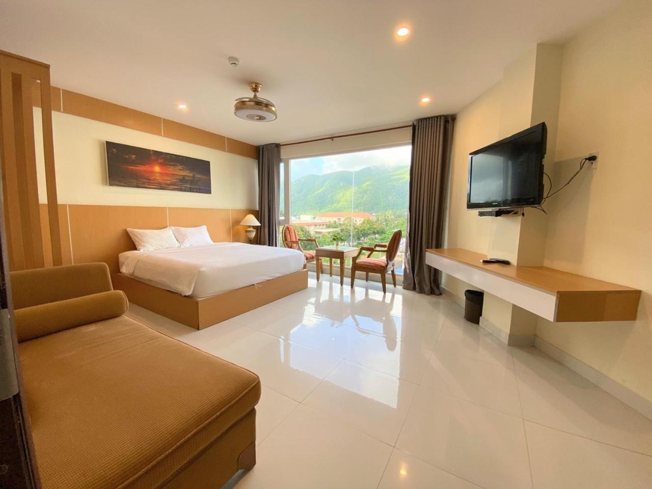 Chi Khu Co Ong Conson Hotel מראה חיצוני תמונה