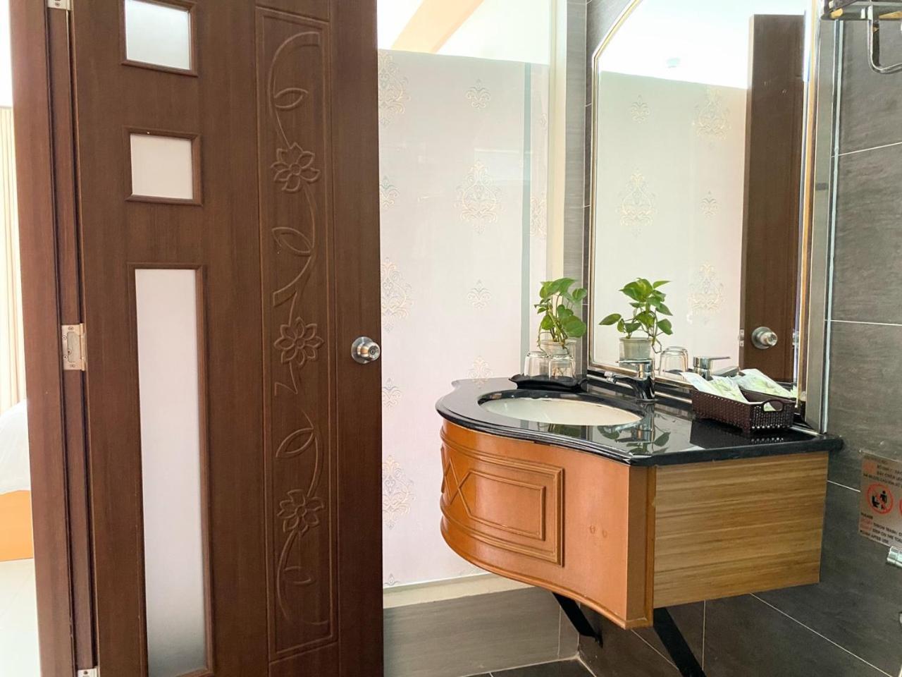 Chi Khu Co Ong Conson Hotel מראה חיצוני תמונה