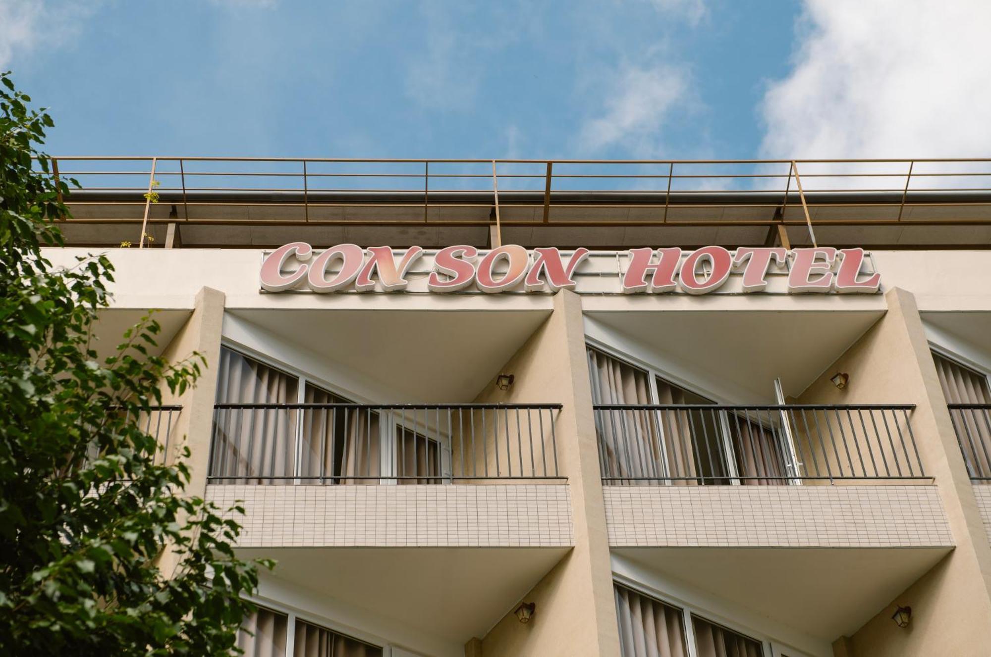 Chi Khu Co Ong Conson Hotel מראה חיצוני תמונה