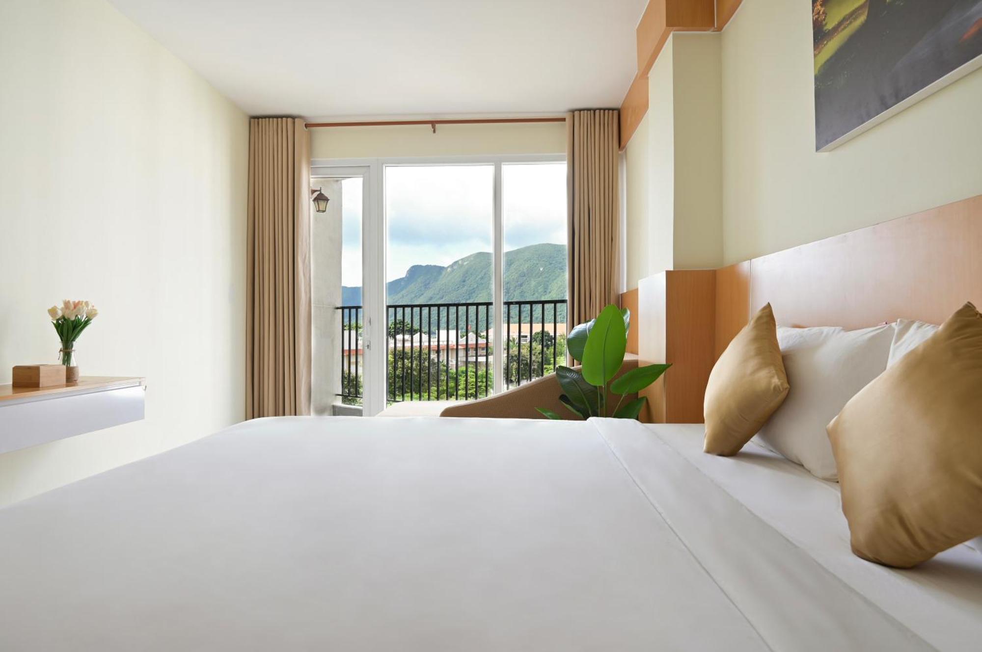 Chi Khu Co Ong Conson Hotel מראה חיצוני תמונה